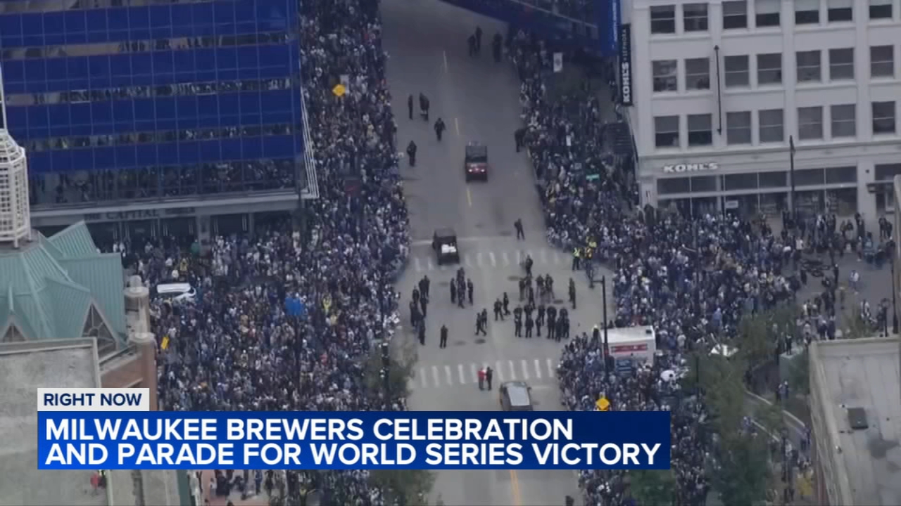Brewers fans flood Milwaukee streets for a long-awaited World Series victory parade
— Oak Park Business news